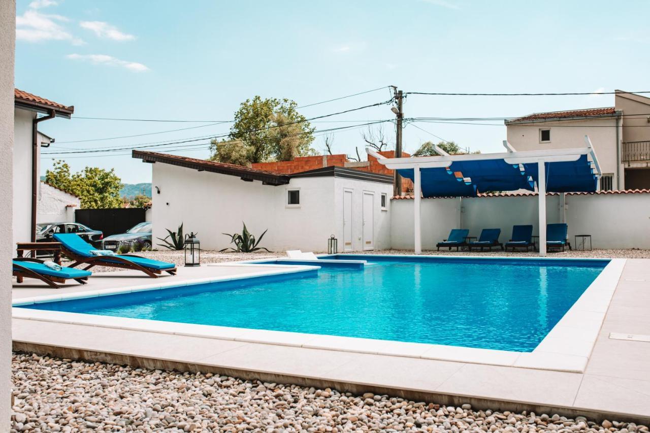 Mane Villa Mostar Bagian luar foto