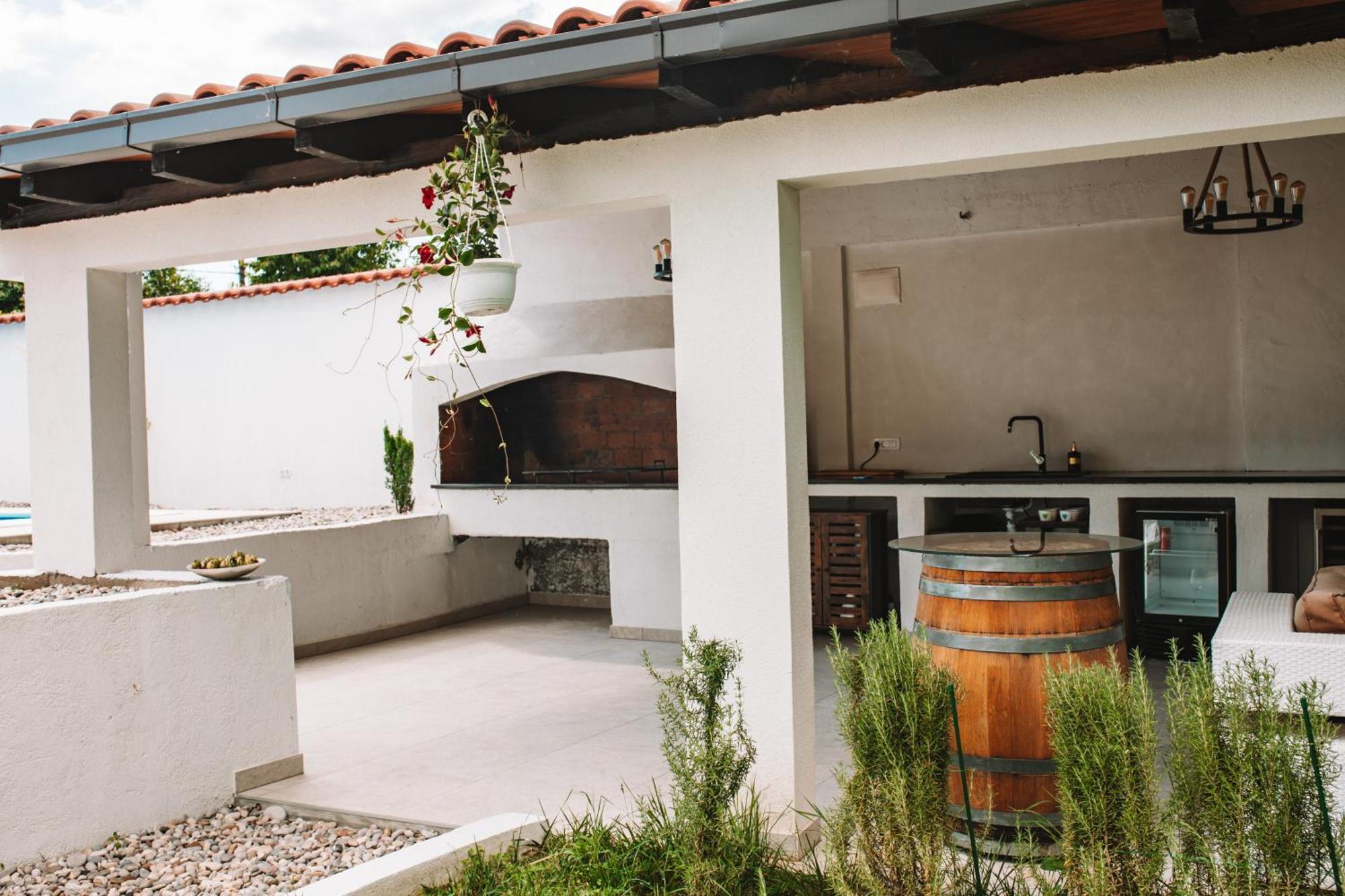 Mane Villa Mostar Bagian luar foto